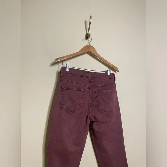 MOTHER The Insider Crop Step Fray in Mauve Wine